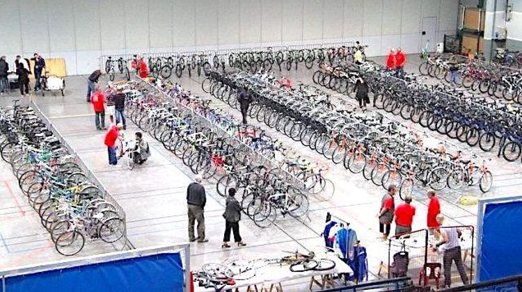 PETITE REINE - Près de 1.000 vélos d’occasion en vente à Auch